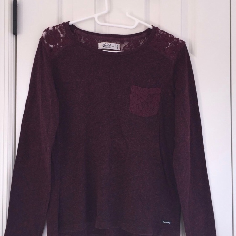 Maroon long sleeved tee with lace